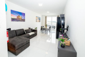 New and Modern home in Bugibba, great location